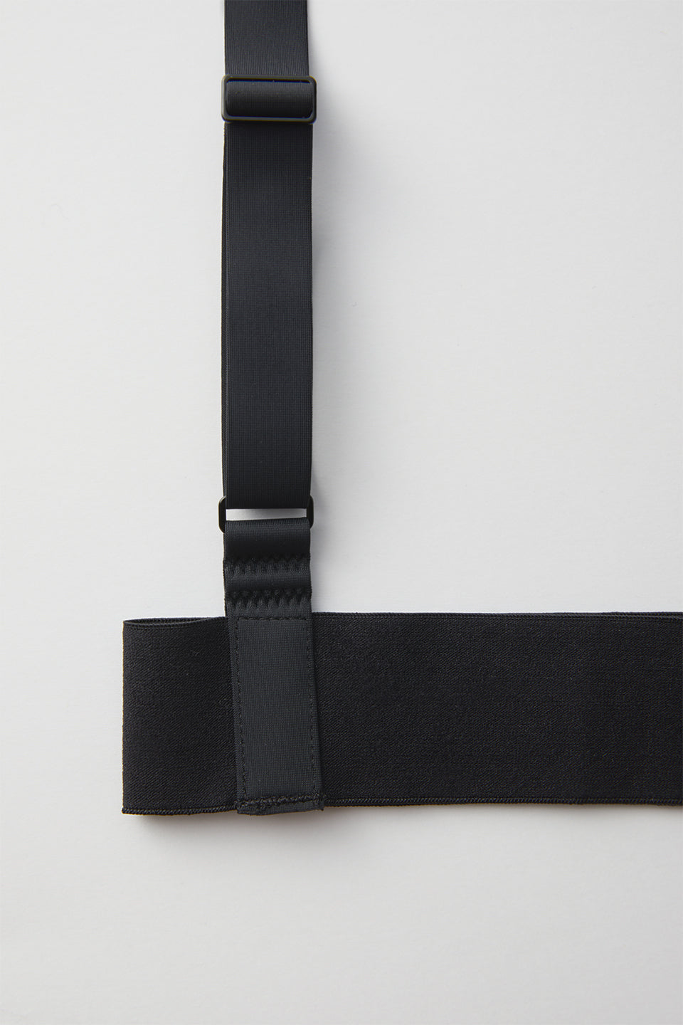 SHELLY LEG STRAP